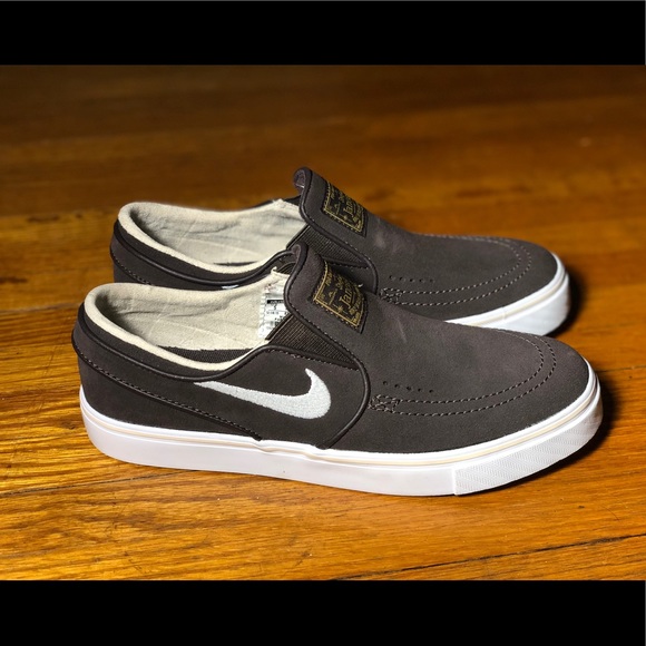 Nike Shoes | Nike SB Janoski Slip on Cappuccino - Size 5 | Color: Brown | Size: 5 | Invisiblethread's Closet